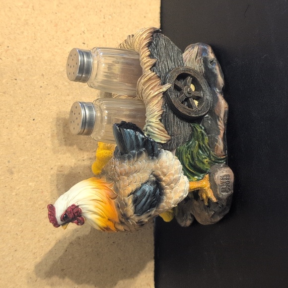 Chicken and Cart Salt & Pepper Shaker Holder - Picture 3 of 13